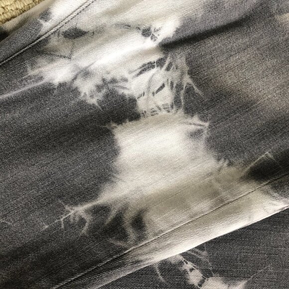 J BRAND LOW RISE PENCIL LEG TIE-DYE JEANS - Picture 3 of 6